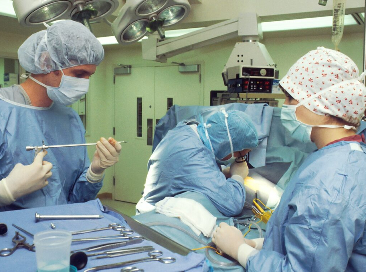 Θεμιστοκλέους για απογευματινά χειρουργεία: 55.000 περιστατικά βρίσκονται σε λίστα αναμονής