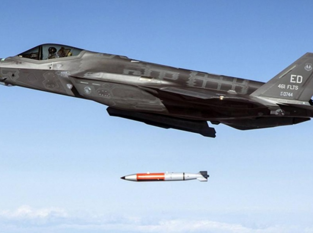Το ΝΑΤΟ μετατρέπει την Κρήτη σε «πυρηνικό στόχο» της Ρωσίας - Μεταφέρει F-35 με βόμβες B61-12A από την Τουρκία στην Ελλάδα