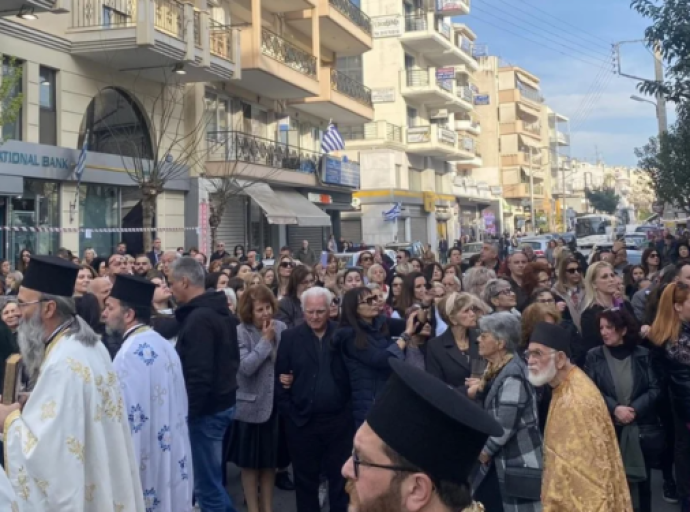 Θεσσαλονίκη: Πλήθος κόσμου βρέθηκε στην περιφορά της εικόνας του Ευαγγελισμού της Θεοτόκου
