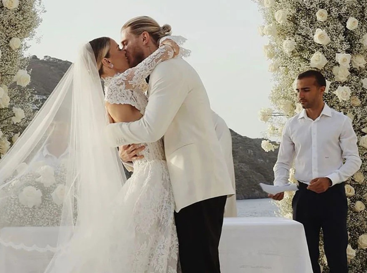 Ο γάμος της χρονιάς - Παντρεύτηκαν η καλλονή δημοσιογράφος Ντιλέτα Λεότα και ο γκολκίπερ Λορίς Κάριους
